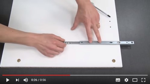 Setting up ball-bearing slides system