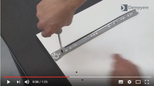 Setting up roller slides system